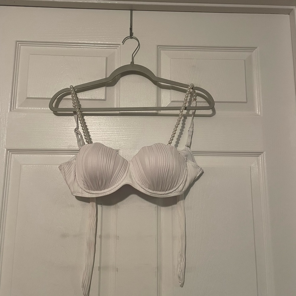 White Seashell Padded Bathing Suit Top w Pearl Adjustable Straps & Tie Back